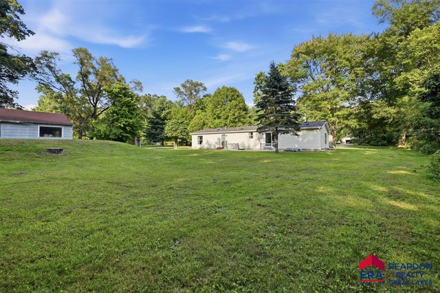 5799 Verta Drive, Belmont, MI 49306
