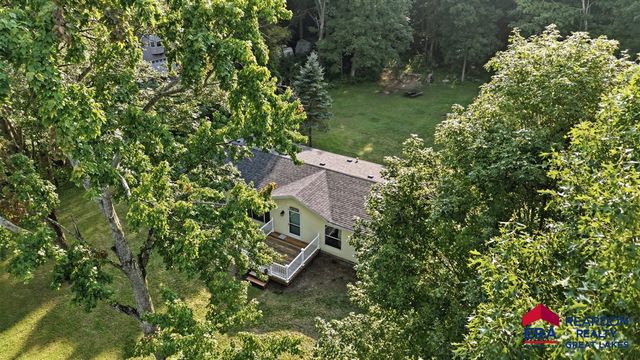 5799 Verta Drive, Belmont, MI 49306