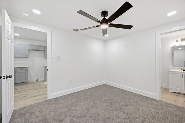 2321 Eastover Avenue, Fort Worth, TX 76105