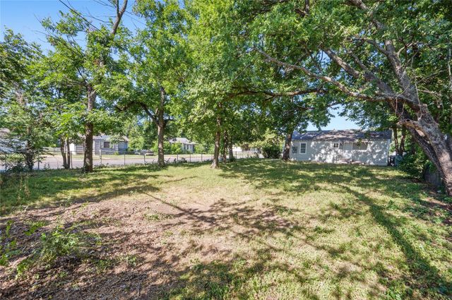 2321 Eastover Avenue, Fort Worth, TX 76105