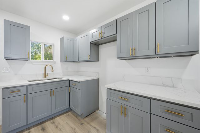 2321 Eastover Avenue, Fort Worth, TX 76105