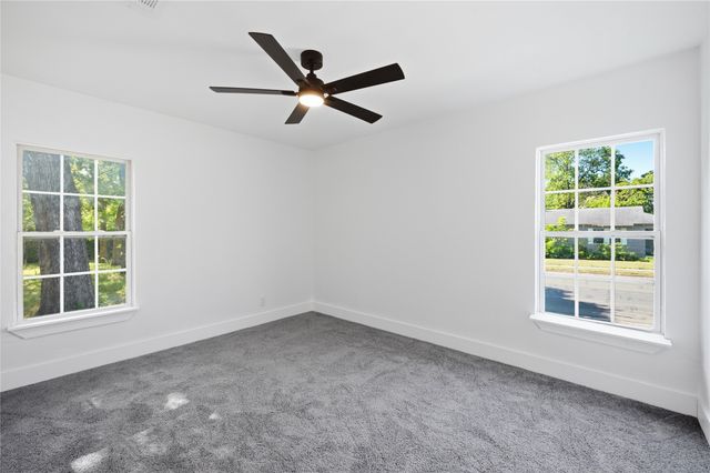 2321 Eastover Avenue, Fort Worth, TX 76105