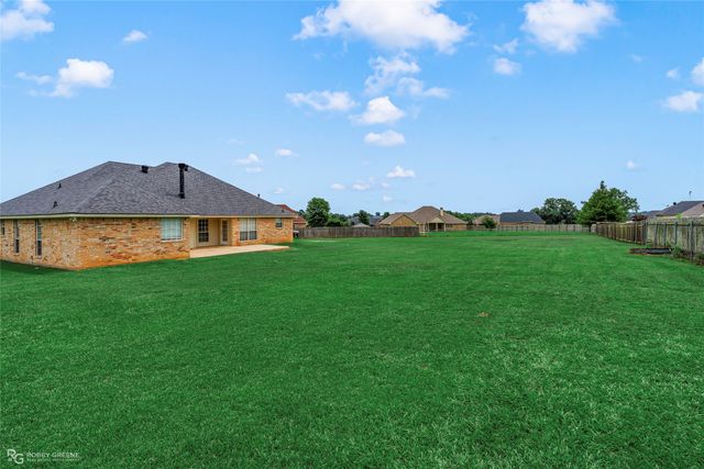 129 Wilburn Road, Stonewall, LA 71078