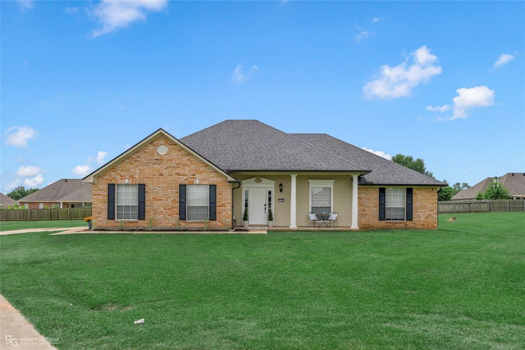 129 Wilburn Road, Stonewall, LA 71078