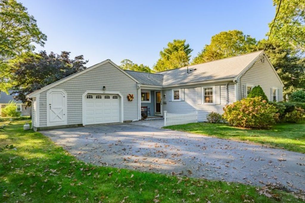 23 Fairwood Road, Yarmouth, MA 02664
