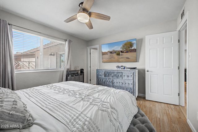 9018 W GLENROSA Avenue, Phoenix, AZ 85037