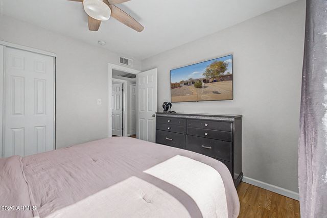 9018 W GLENROSA Avenue, Phoenix, AZ 85037