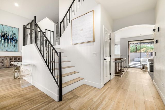 2707 W Lamar Road, Phoenix, AZ 85017