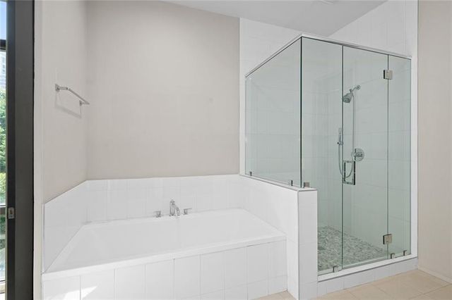 721 Longleaf Drive NE 6, Atlanta, GA 30342