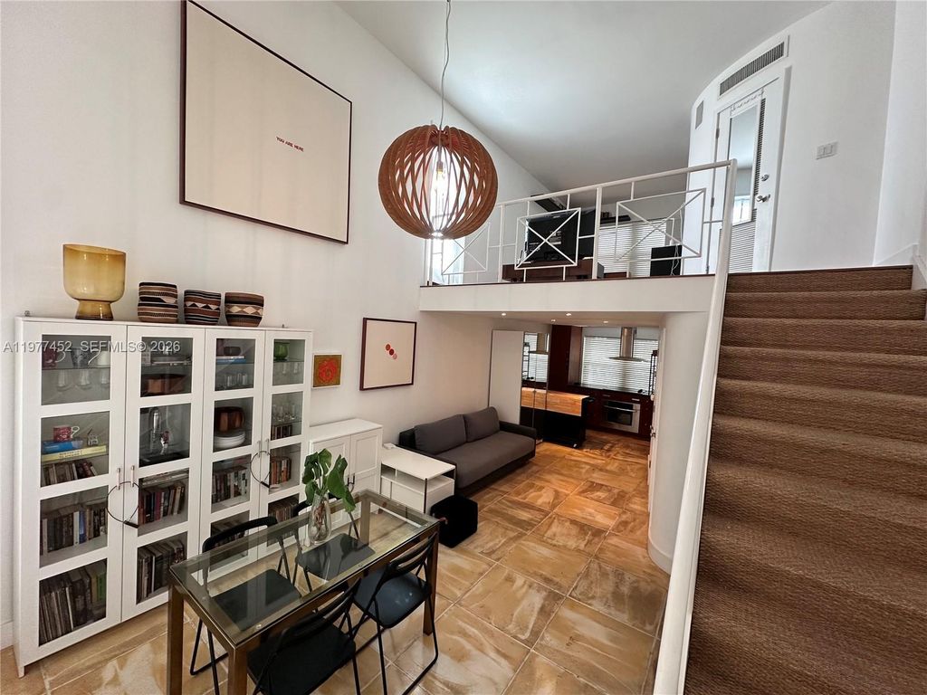 6865 Bay Dr 5, Miami Beach, FL 33141