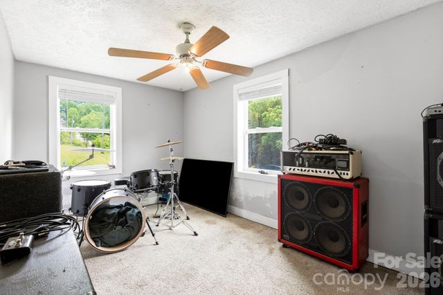 4 Mountain View Road, Asheville, NC 28805