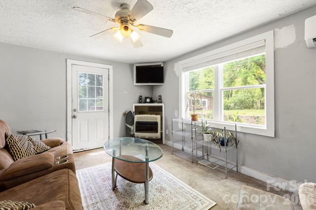 4 Mountain View Road, Asheville, NC 28805