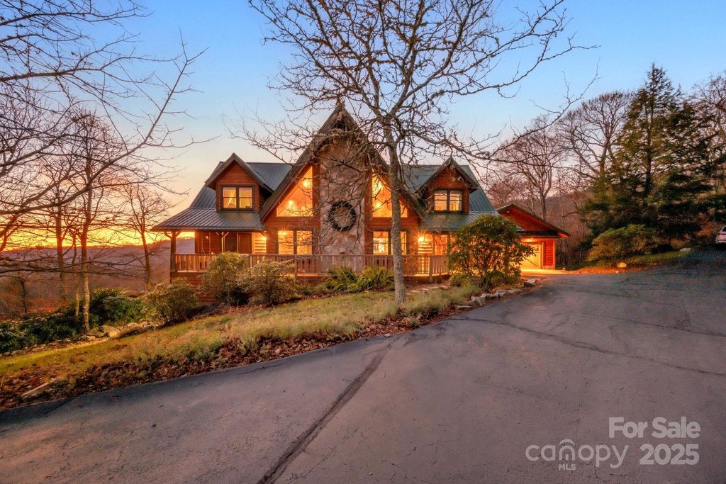 2035 Grouse Moor Drive 126, Sugar Mountain, NC 28604