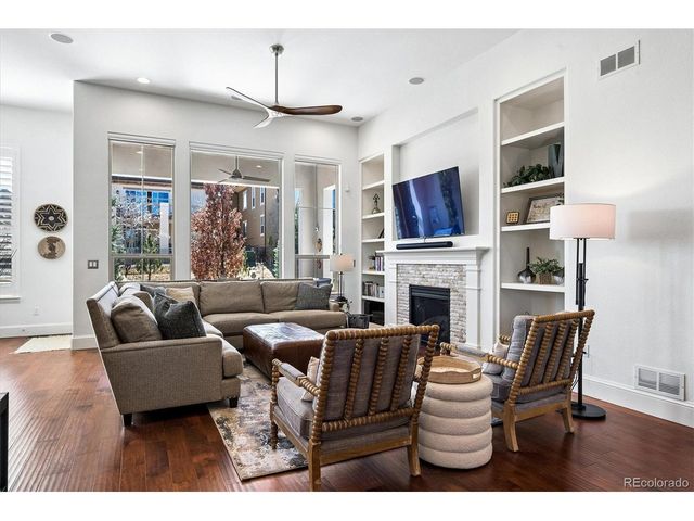 9772 Mirabella Pt, Lone Tree, CO 80124