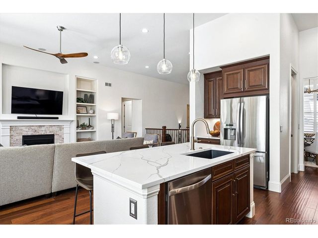 9772 Mirabella Pt, Lone Tree, CO 80124