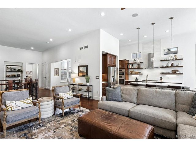 9772 Mirabella Pt, Lone Tree, CO 80124