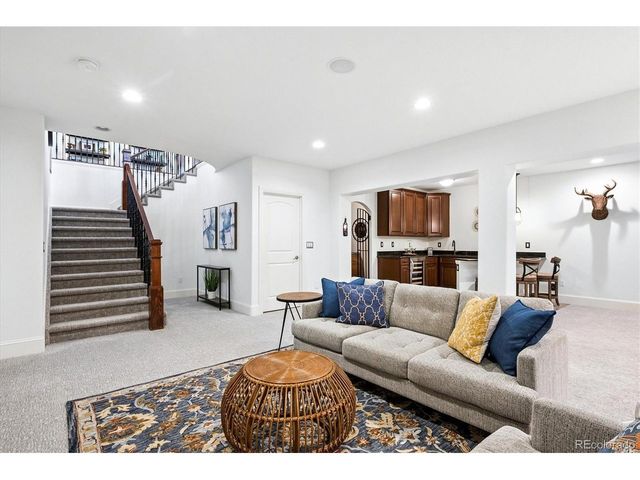 9772 Mirabella Pt, Lone Tree, CO 80124