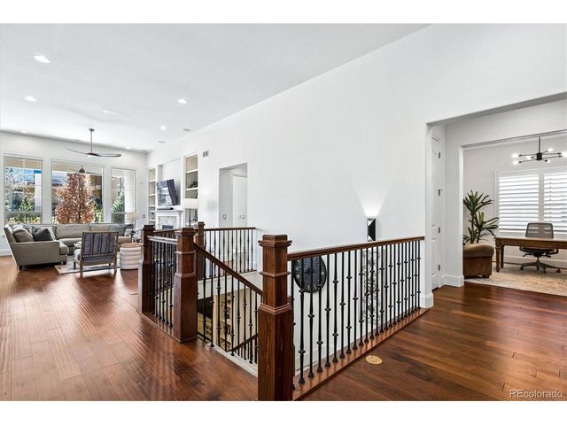 9772 Mirabella Pt, Lone Tree, CO 80124