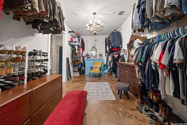 2193 STATE HIGHWAY 97 W, Floresville, TX 78114