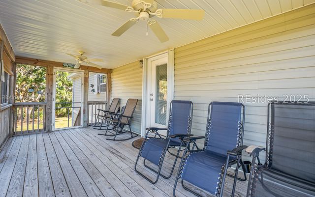 26 View Point Cir, St Helena Island, SC 29920