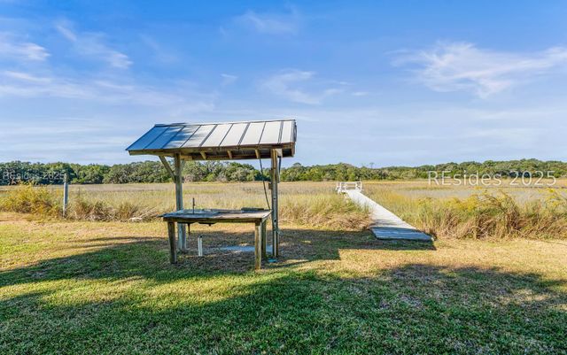 26 View Point Cir, St Helena Island, SC 29920