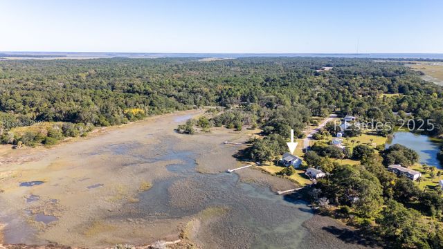 26 View Point Cir, St Helena Island, SC 29920