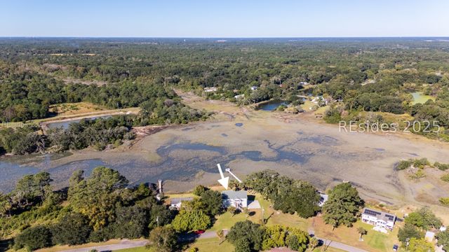 26 View Point Cir, St Helena Island, SC 29920