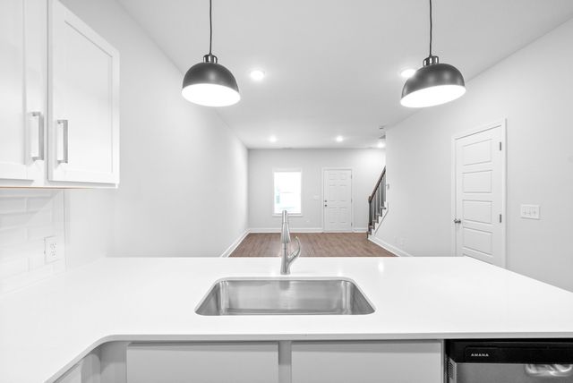 760 Tracy Ln Unit B106, Clarksville, TN 37040