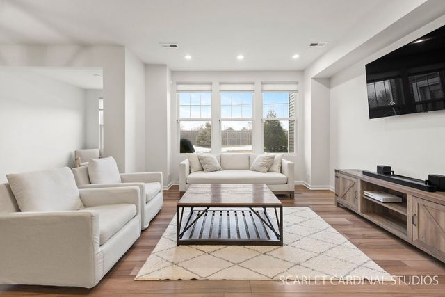 487 Watercress Drive, Aurora, IL 60504