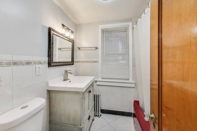 8008 S Loomis Boulevard, Chicago, IL 60620