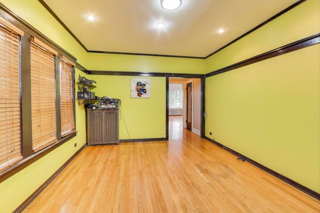 8008 S Loomis Boulevard, Chicago, IL 60620