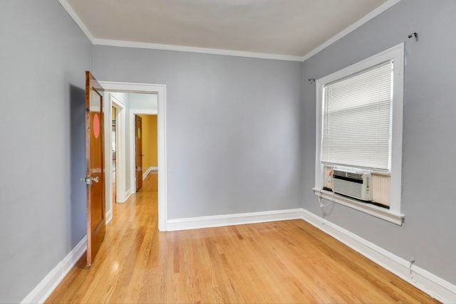 8008 S Loomis Boulevard, Chicago, IL 60620