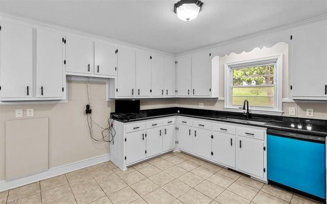 1432 N NC Highway 87, Elon, NC 27244