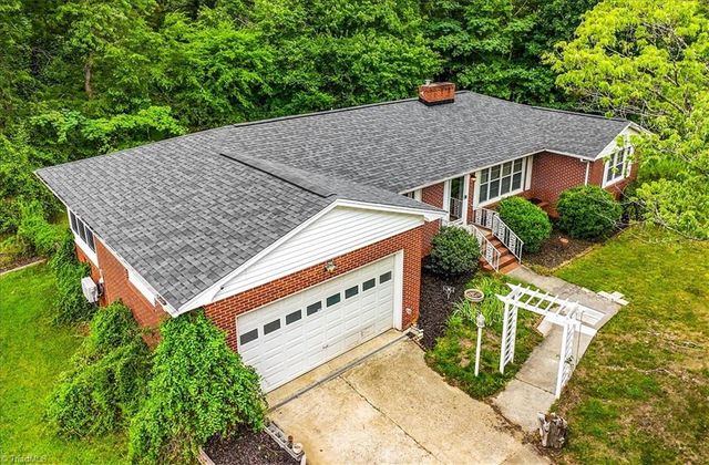 1432 N NC Highway 87, Elon, NC 27244