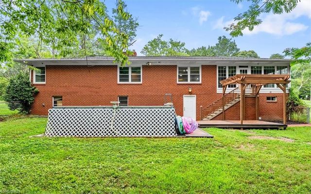 1432 N NC Highway 87, Elon, NC 27244