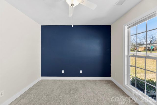 417 Oakleigh Lane, Oakboro, NC 28129