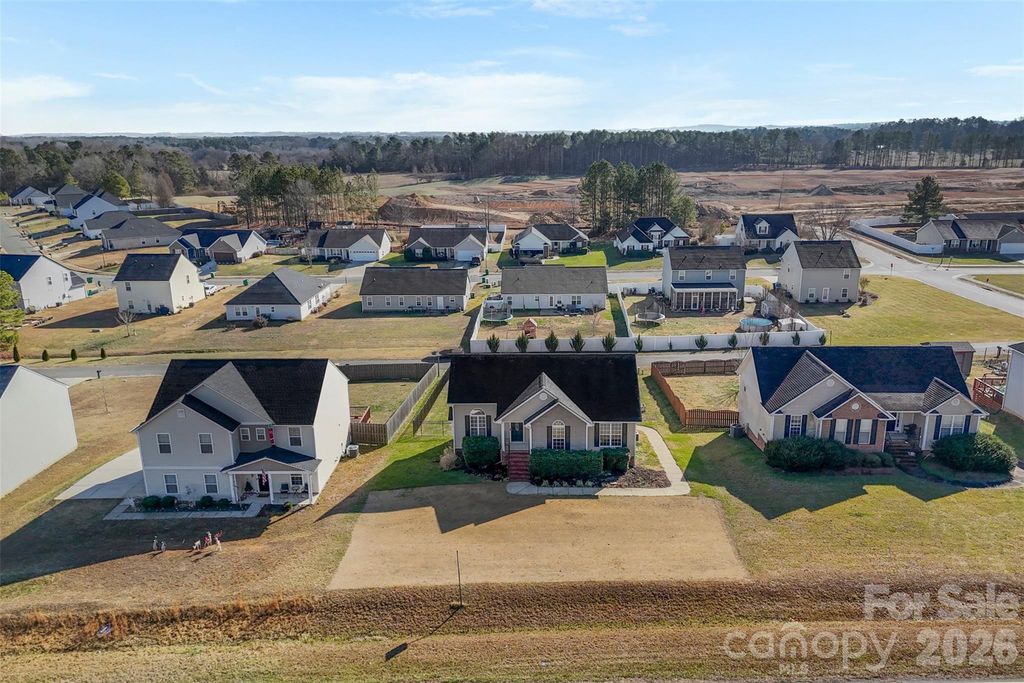 417 Oakleigh Lane, Oakboro, NC 28129