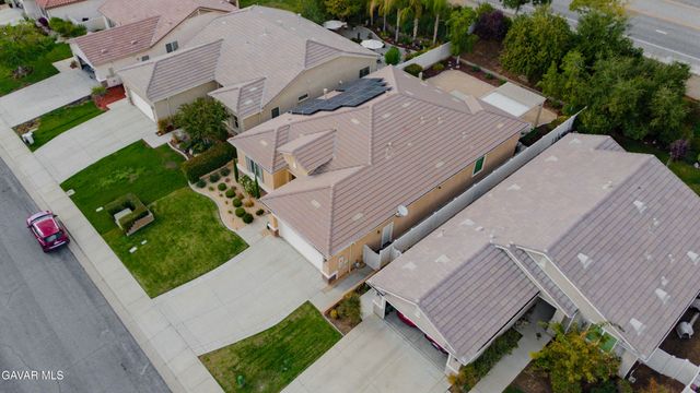 14006 Sandstone Peak Drive, Bakersfield, CA 93306