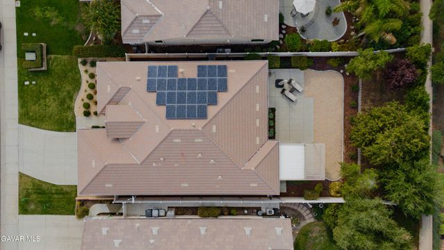 14006 Sandstone Peak Drive, Bakersfield, CA 93306