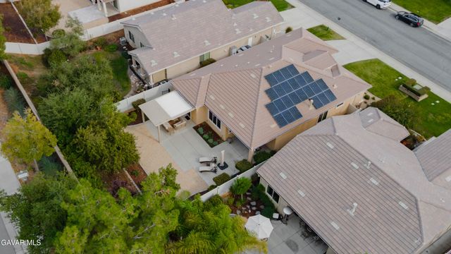 14006 Sandstone Peak Drive, Bakersfield, CA 93306