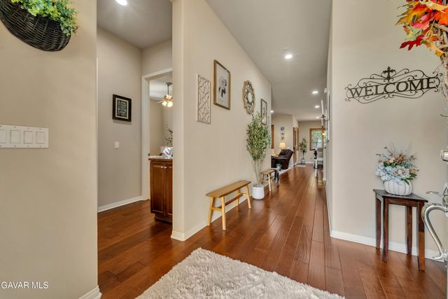 14006 Sandstone Peak Drive, Bakersfield, CA 93306