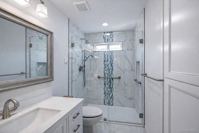 2 Bedford Court, Ridge, NY 11961