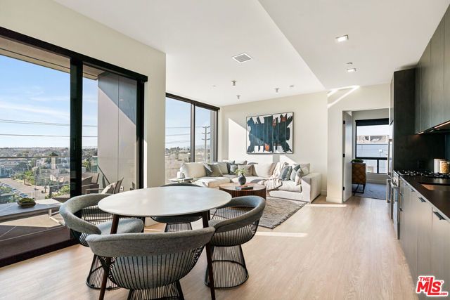 3688 Overland Avenue 604, Los Angeles, CA 90034