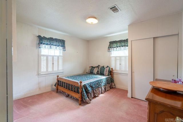 404 W Curran Street, Des Arc, AR 72040