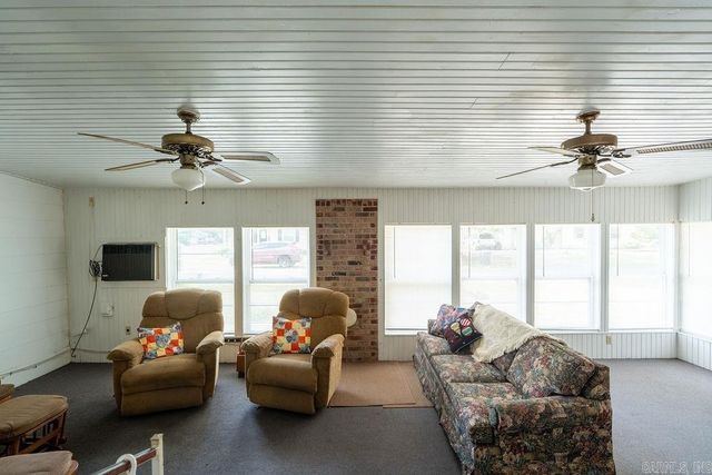 404 W Curran Street, Des Arc, AR 72040