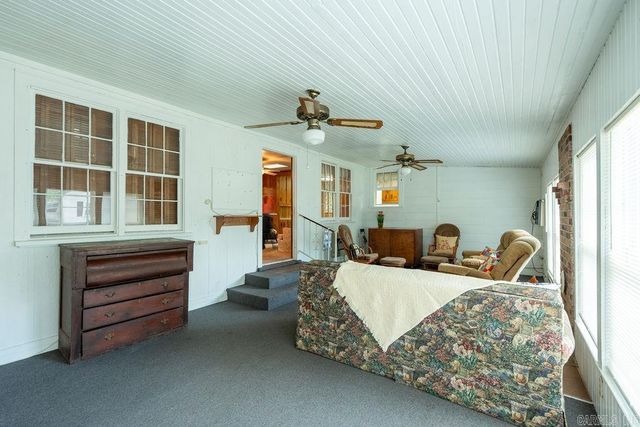 404 W Curran Street, Des Arc, AR 72040