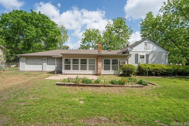404 W Curran Street, Des Arc, AR 72040