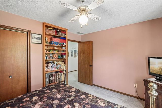 22774 George Road, Tonganoxie, KS 66086