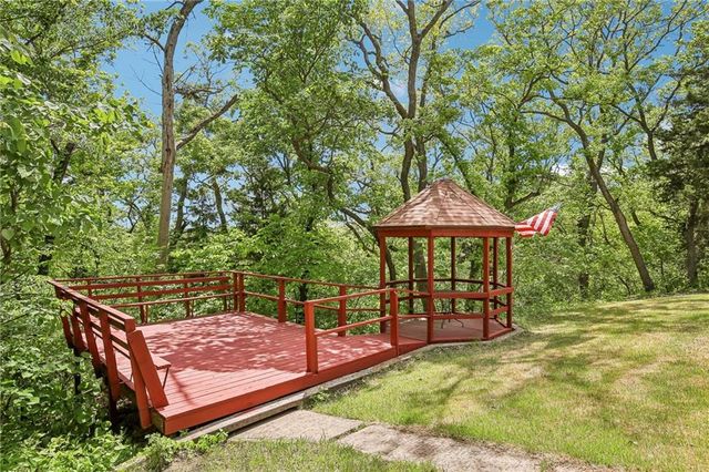 22774 George Road, Tonganoxie, KS 66086