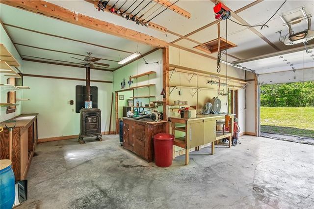 22774 George Road, Tonganoxie, KS 66086